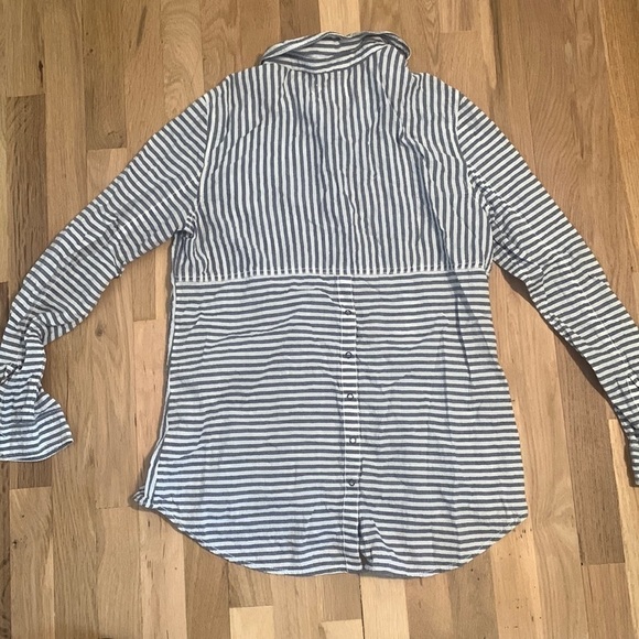 CASLON Striped Long Sleeve Collared Button Down Blouse Blue and White Women’s S - Picture 7 of 12